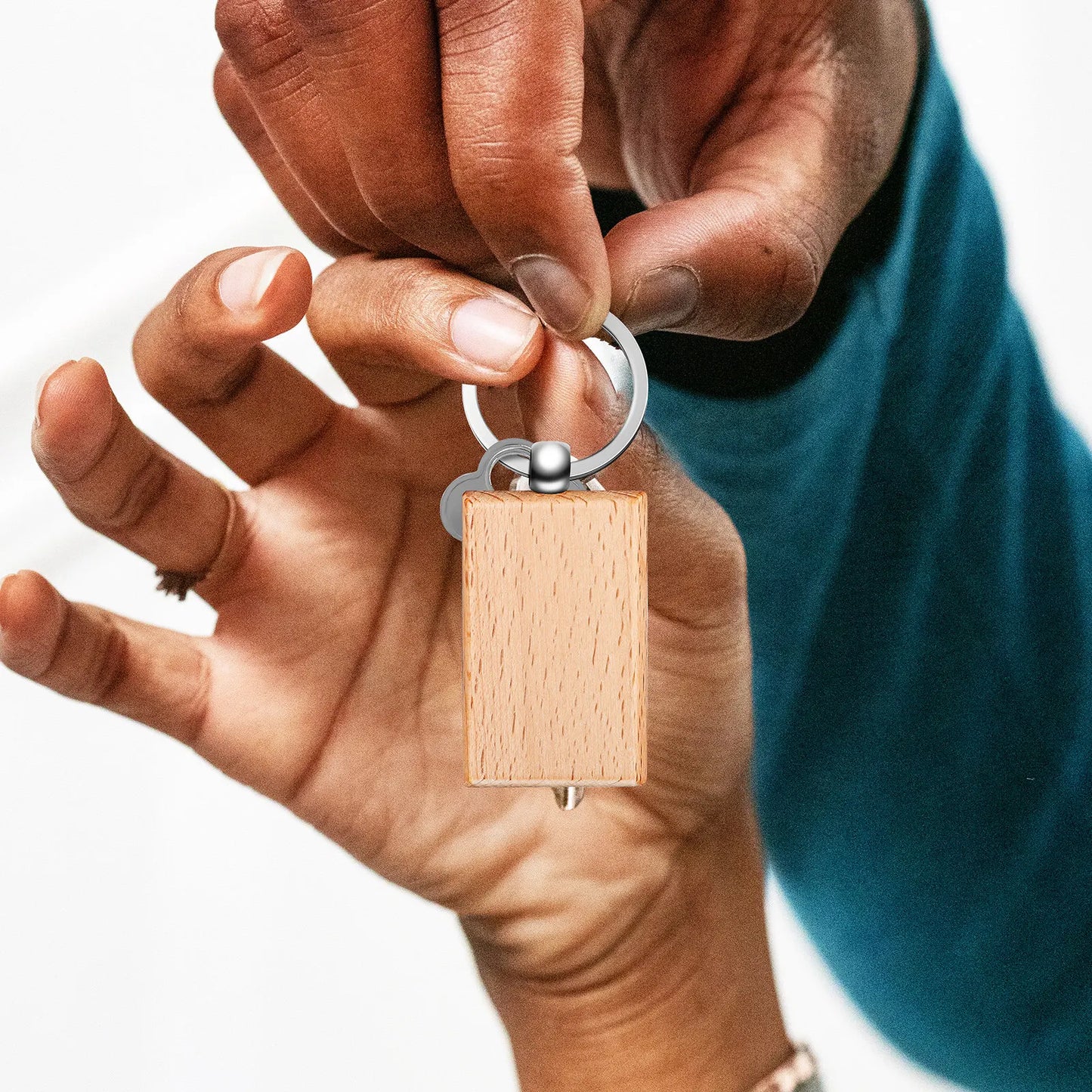 Lot de 18 portes-clés à personnaliser